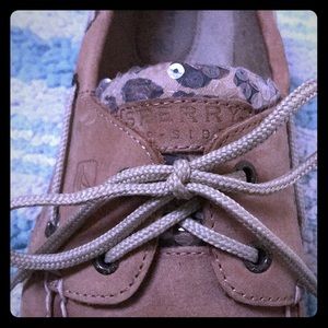 Sperry Topsider cheetah sequin boat shoes size 9.5